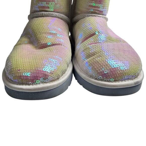 UGG Australia I Do! Bridal Iridescent Sparkles Classic Short Boots Size 8 - Picture 5 of 13